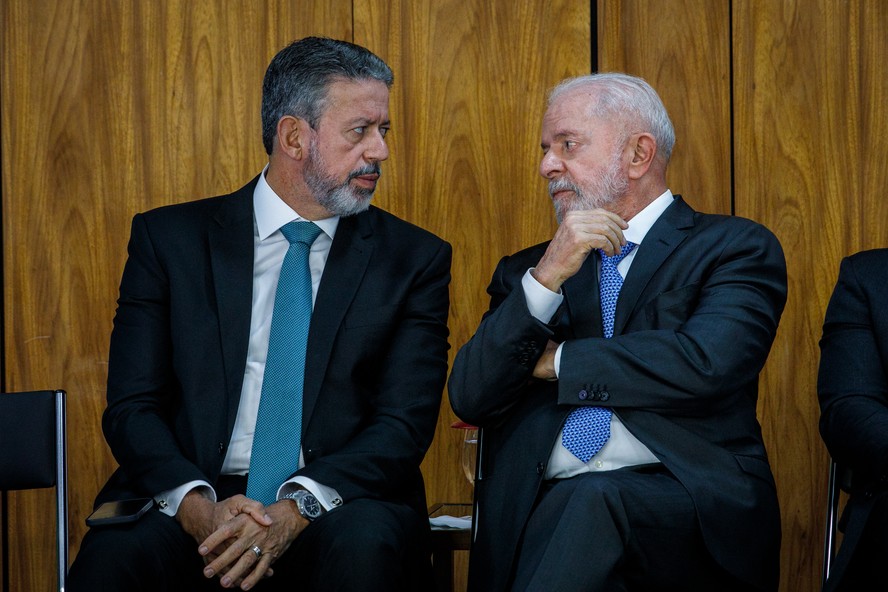 Presidente da Câmara dos Deputados, Arthur Lira e o Presidente Lula no Palácio do Planalto