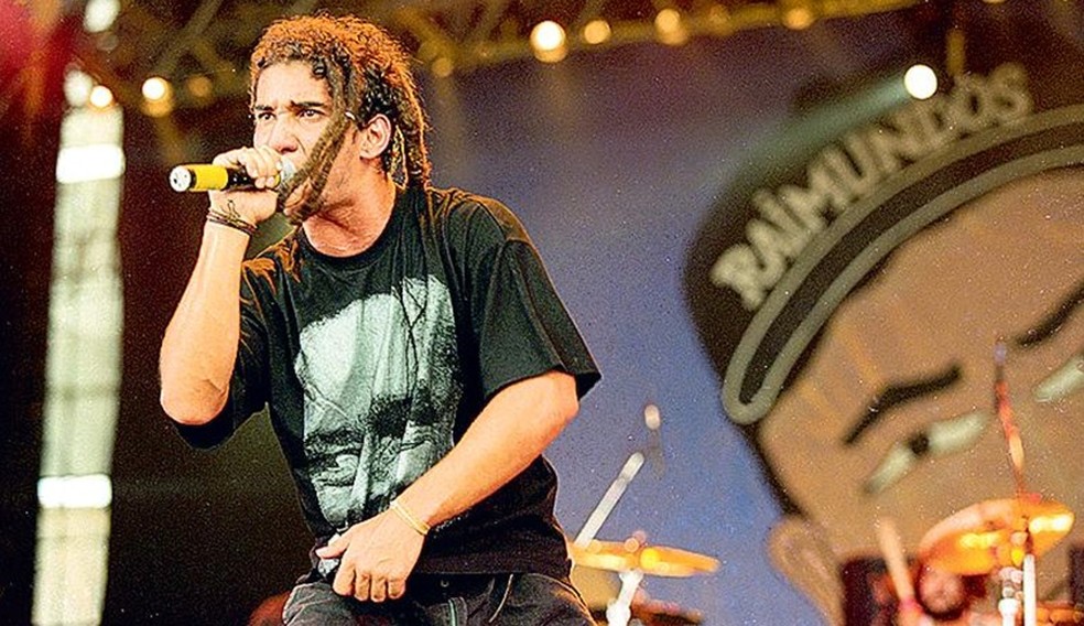 Rodolfo Abrantes volta ao rock sem abandonar religião e comenta doc ...