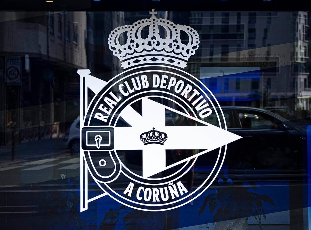 Tradicional clube da Espanha aprova mudança de nome e oficializa nova identidade