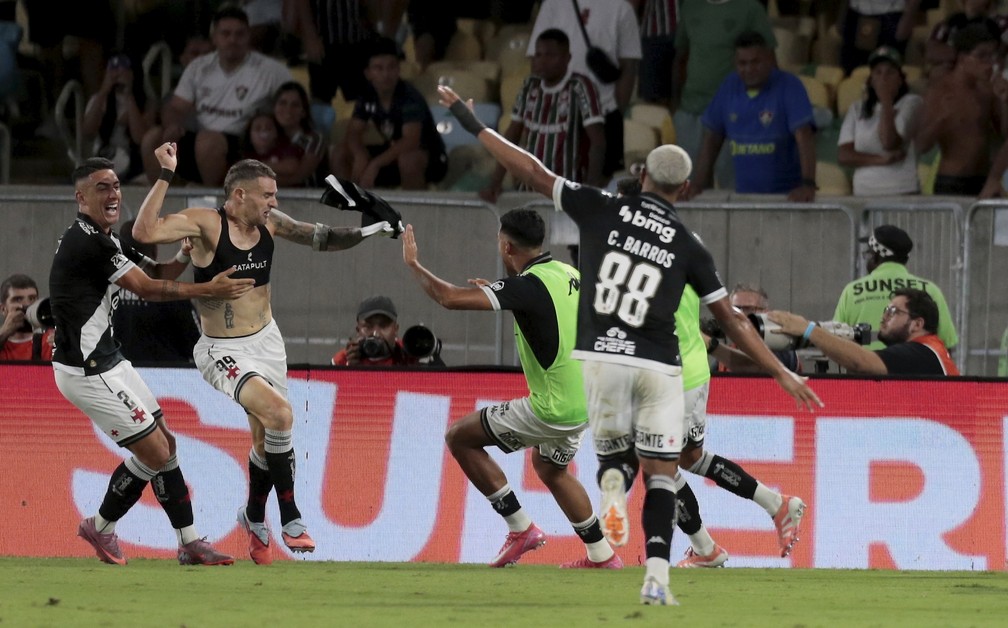 Vegetti gave victory to Vasco — Photo: Marcelo Theobald