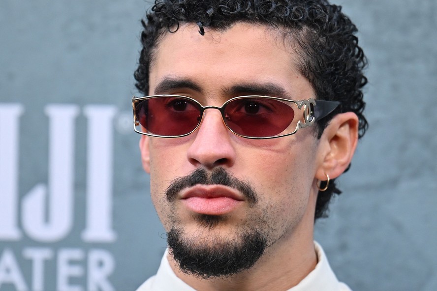 Anúncio do show de Bad Bunny no Super Bowl enfurece trumpistas