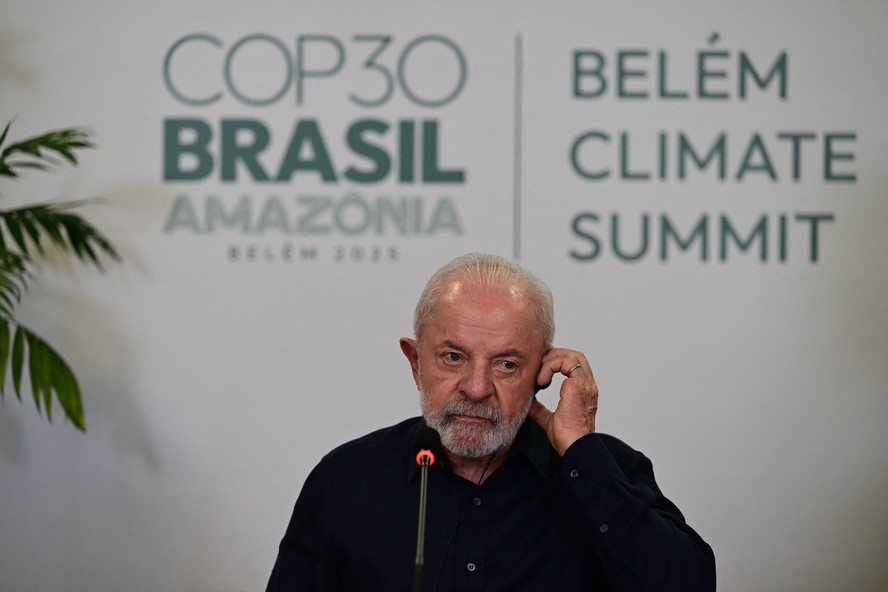 Lula fala com jornalistas estrangeiros em Bel&eacute;m