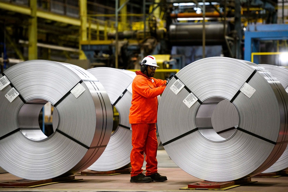 Uma instalação de aço da ArcelorMittal Dofasco em Hamilton, Canadá, em 12 de março — Foto: Bloomberg