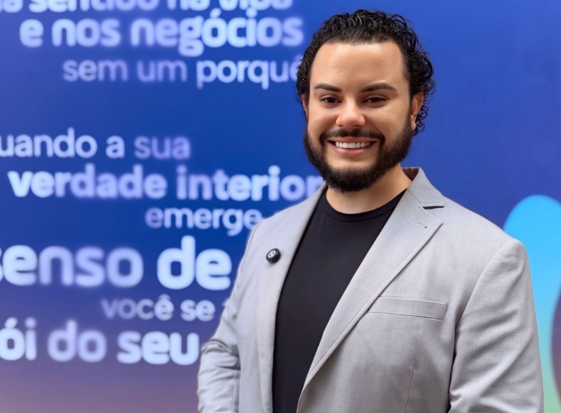 Leonardo Varella ensina como infoprodutores podem ampliar até 70% das vendas com solução de recuperação de venda - QTU Questões do Universo