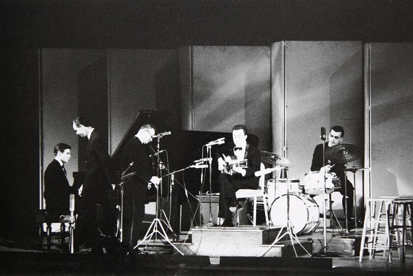 Brasileiros tomam Carnegie Hall 60 anos depois de marco da bossa nova e