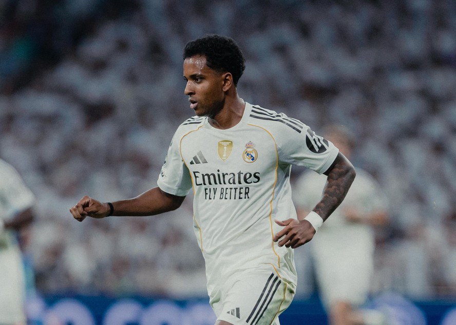 Rodrygo sofre lesão muscular e vira desfalque no Real Madrid por tempo ...