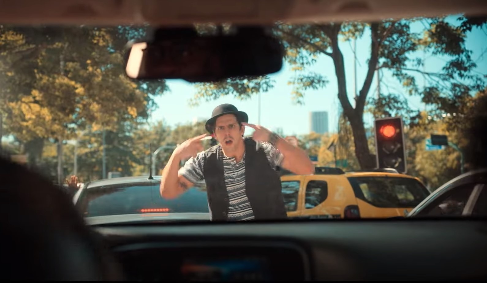 The streets of Rio as a scene "The world's first Christmas" — Photo: Reproduction / Youtube / Prime Video Brazil