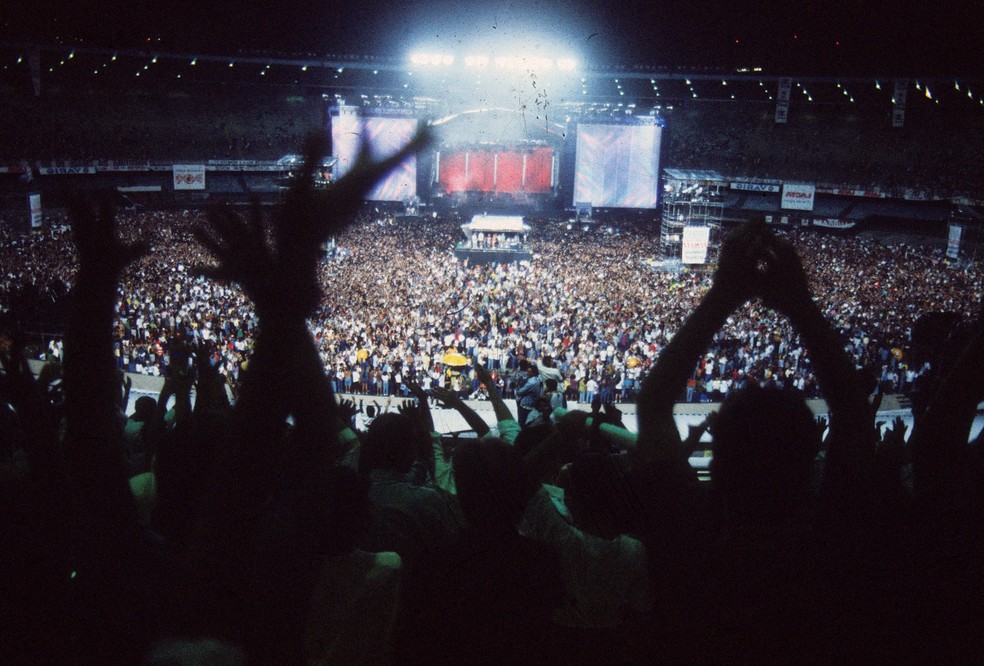 Paul McCartney volta ao Maracanã: saiba como foram seus shows no estádio em  1990