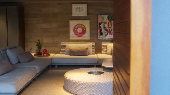 Sala de estar da Casa de Paolla Oliveira - foto: reprodução/gnt globoplay
