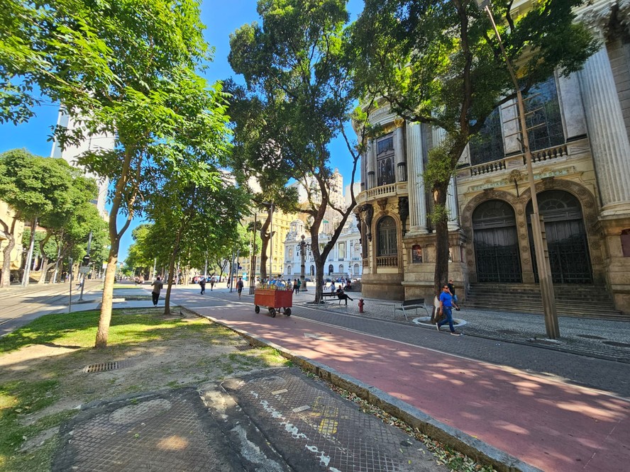 Centro do Rio pode ganhar 'Calçada da Fama' para homenagear personalidades