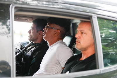 Adilsinho, contraventor apontado como chefe da m&aacute;fia do cigarro, &eacute; preso  pela PF e Pol&iacute;cia Civil do Rio; veja v&iacute;deo