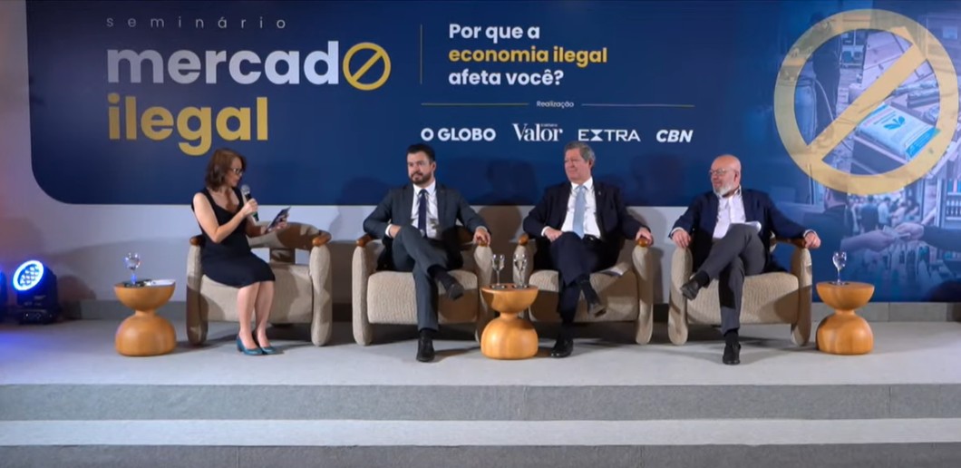Mercado ilegal: guerra contra pirataria e fraudes exige cooperação - QTU Questões do Universo