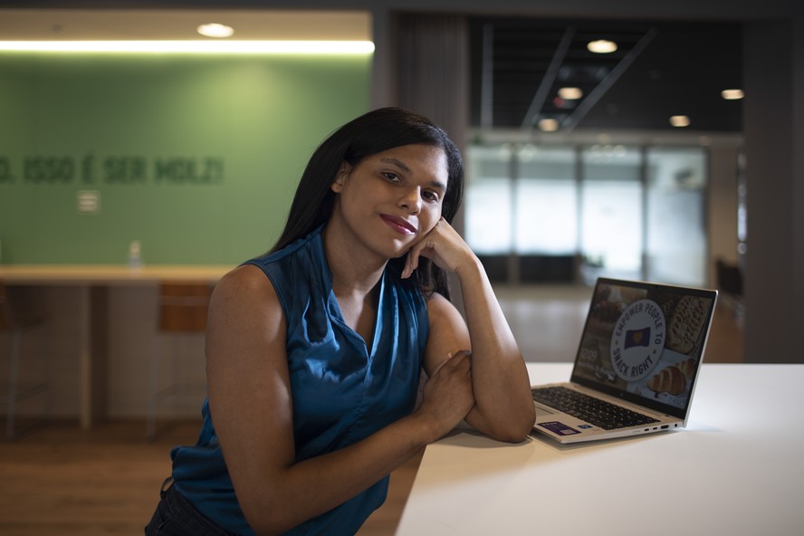 Natalia Ramos, de 26 anos, estudante de Direito e estagiária na Mondelez Brasil