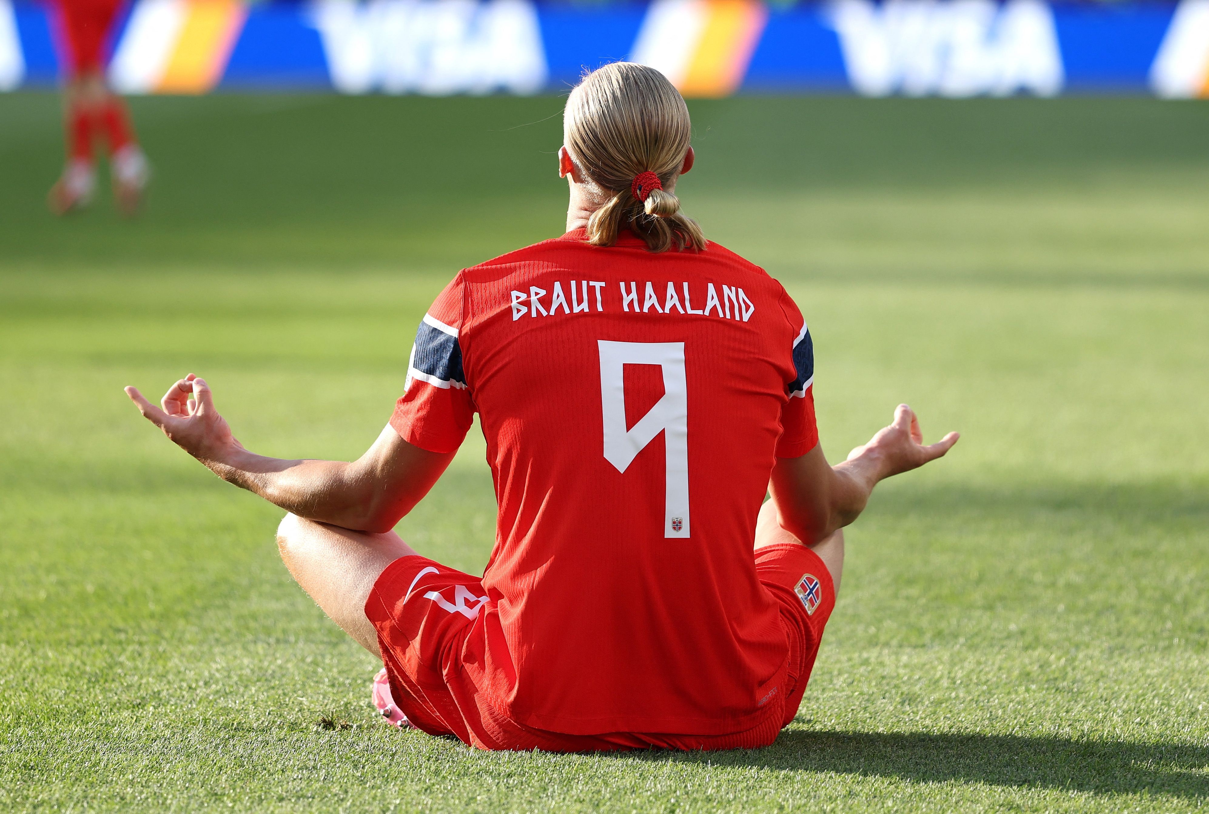 Braut Haaland: por que craque da Noruega mudou o nome na camisa para disputar a Copa do Mundo
