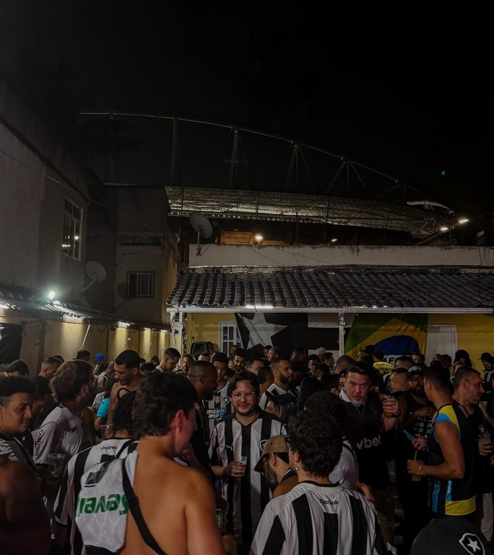 Botafogo fans at its cultural center - Photo: Disclosure