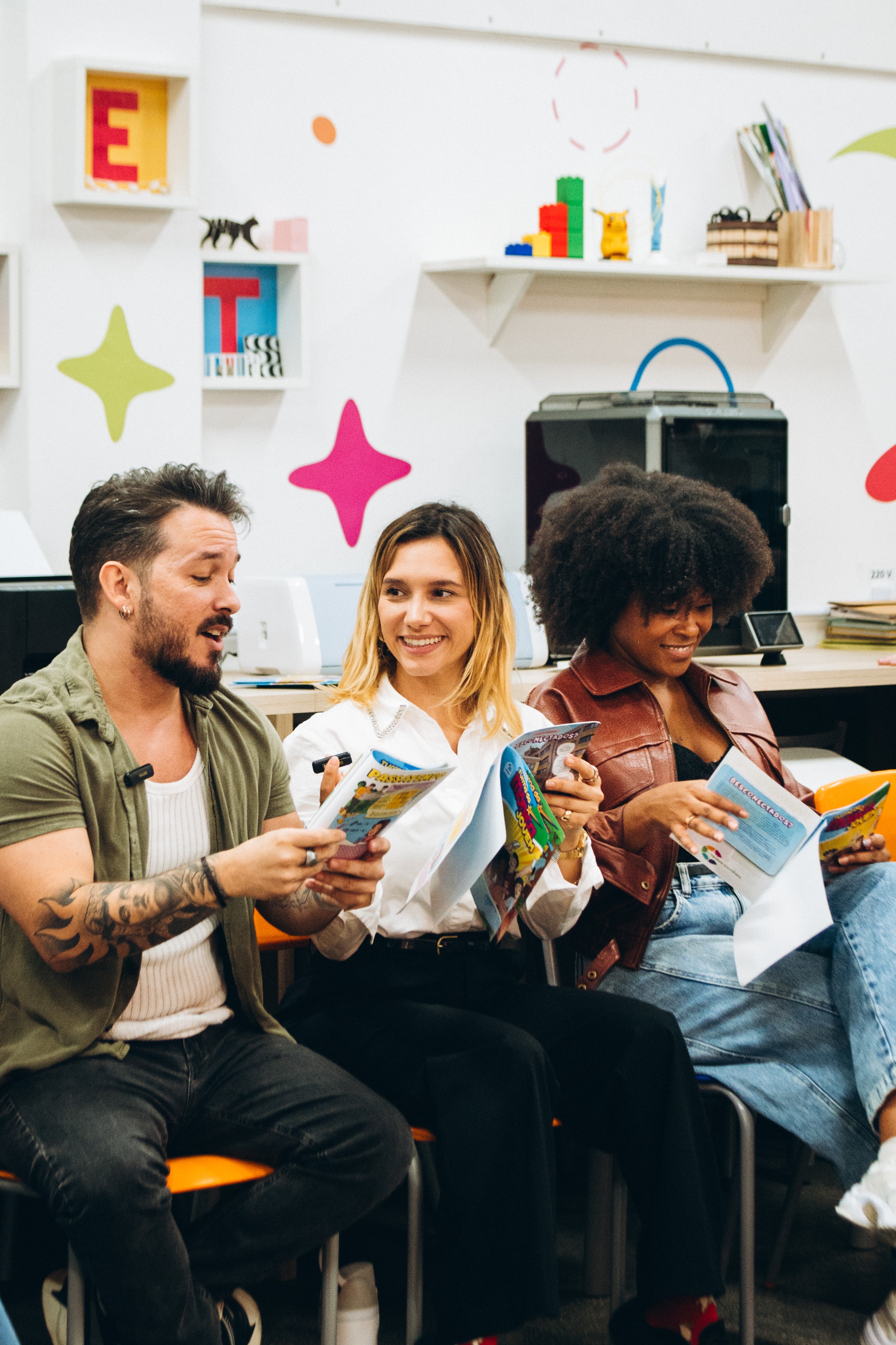 Educação midiática: projeto leva atores e influenciadores a escolas para falar sobre o ambiente digital
