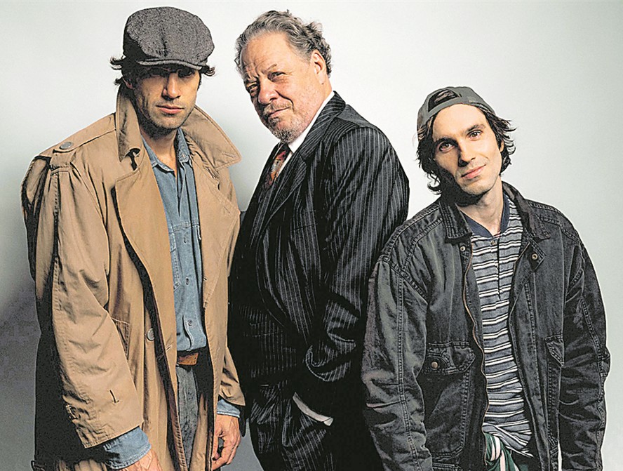 Rafael Queiroz, Ernani Moraes e Lucas Drummond, que também é produtor da peça 'Os Orfãos'