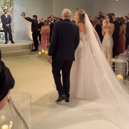 Dani Calabresa explica ausência de amigos famosos no casamento e conta ...