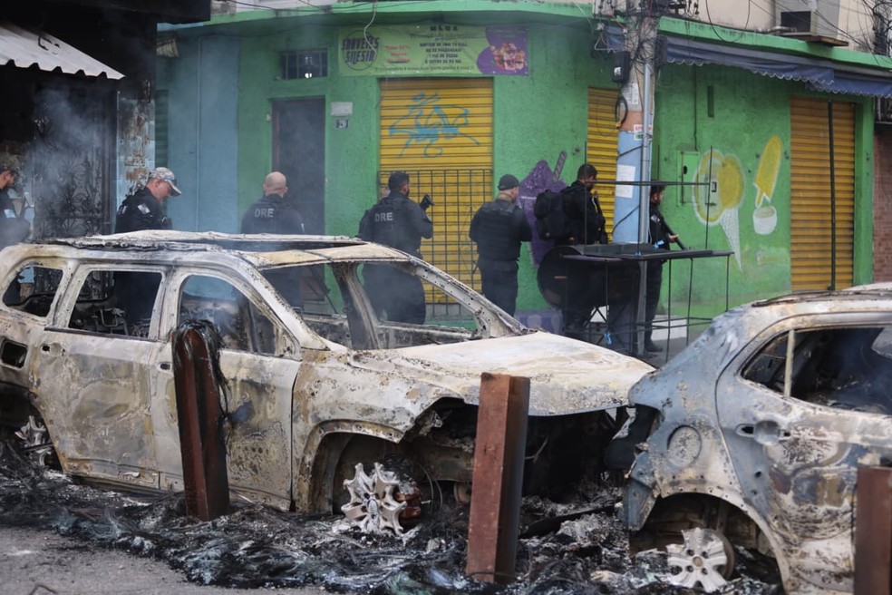 Complexos do Alemão e da Penha foram alvos de megaoperação para conter avanço do Comando Vermelho — Foto: Fabiano Rocha / Agência O Globo