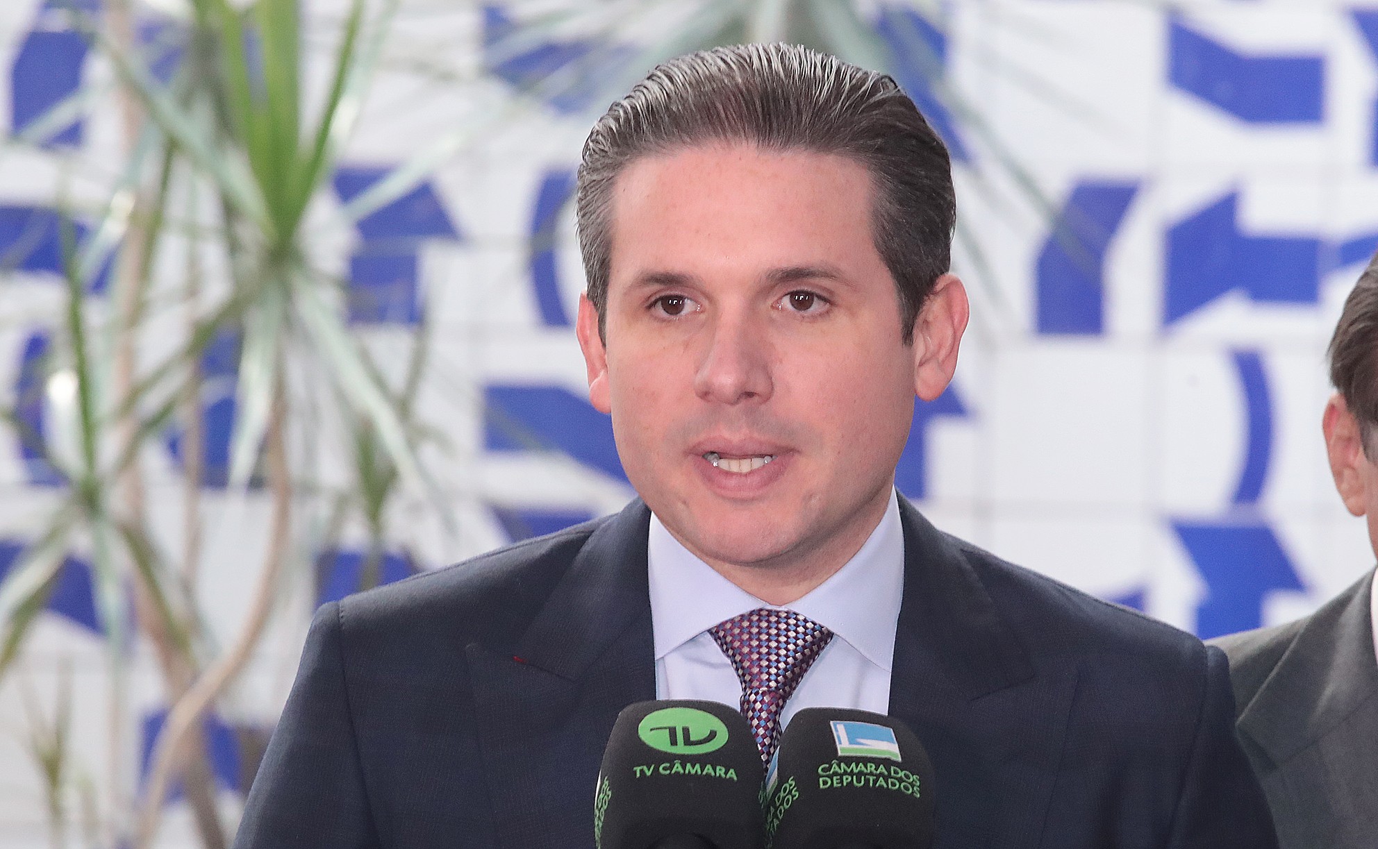 O que se discute sobre permitir ampliar contratação de trabalhadores no MEI