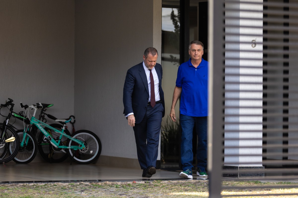 Julgamento de Bolsonaro é tema de reportagens e podcasts na imprensa internacional; veja repercussão