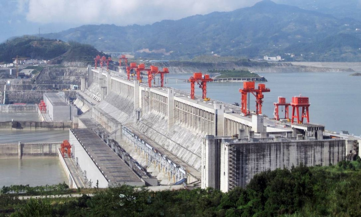 1ª - Hidrelétrica de Três Gargantas. Construída no Rio Yang-tsé, tem capacidade de 22.500 MW  — Foto: Reprodução