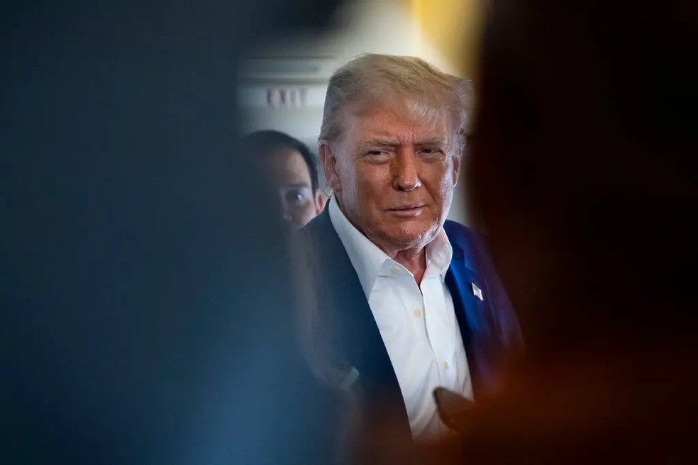 Na segunda-feira, o presidente Trump postou sobre sua nova linha de fragrâncias no Truth Social — Foto: Haiyun Jiang/The New York Times