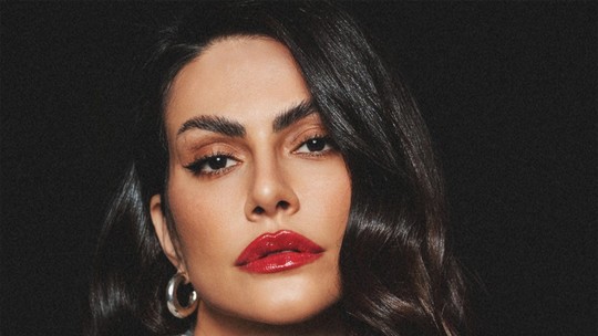 Cleo conta como  relao com a ex-mulher de seu marido e fala do pai, Fbio Jr.: 'Existe uma busca dos dois, de estar melhor um com o outro, nessa relao que nem sempre foi fcil'
