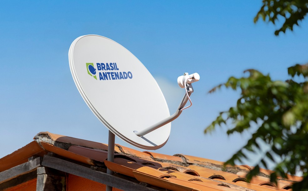 Kit de parabólica digital dá acesso a mais de 100 canais com som e imagem em alta definição e maior estabilidade de sinal, — Foto: Divulgação