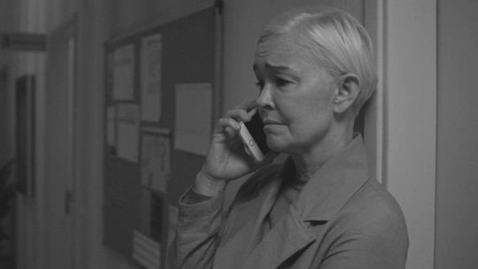 Julia Lemmertz interpreta mãe de jovem violentada em curta-metragem 