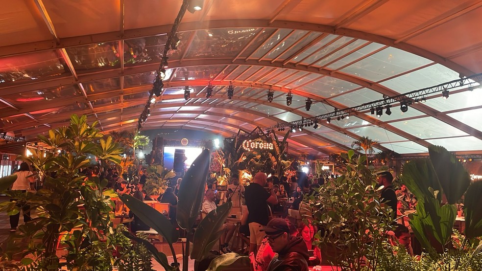 Foto de um dos espaços VIPs do show de Lady Gaga — Foto: Agência O Globo