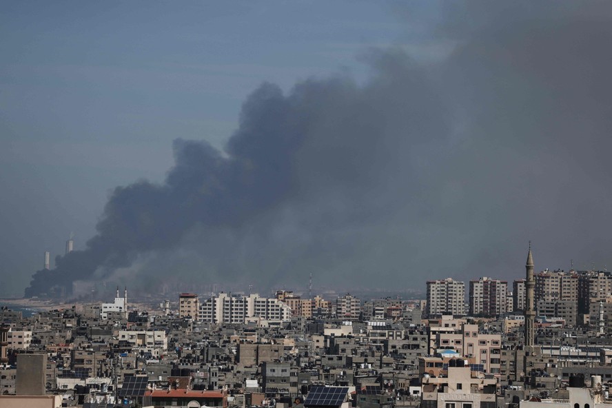 Ataque supresa do Hamas a Israel e contra ofensiva deixam mais de 200 mortos