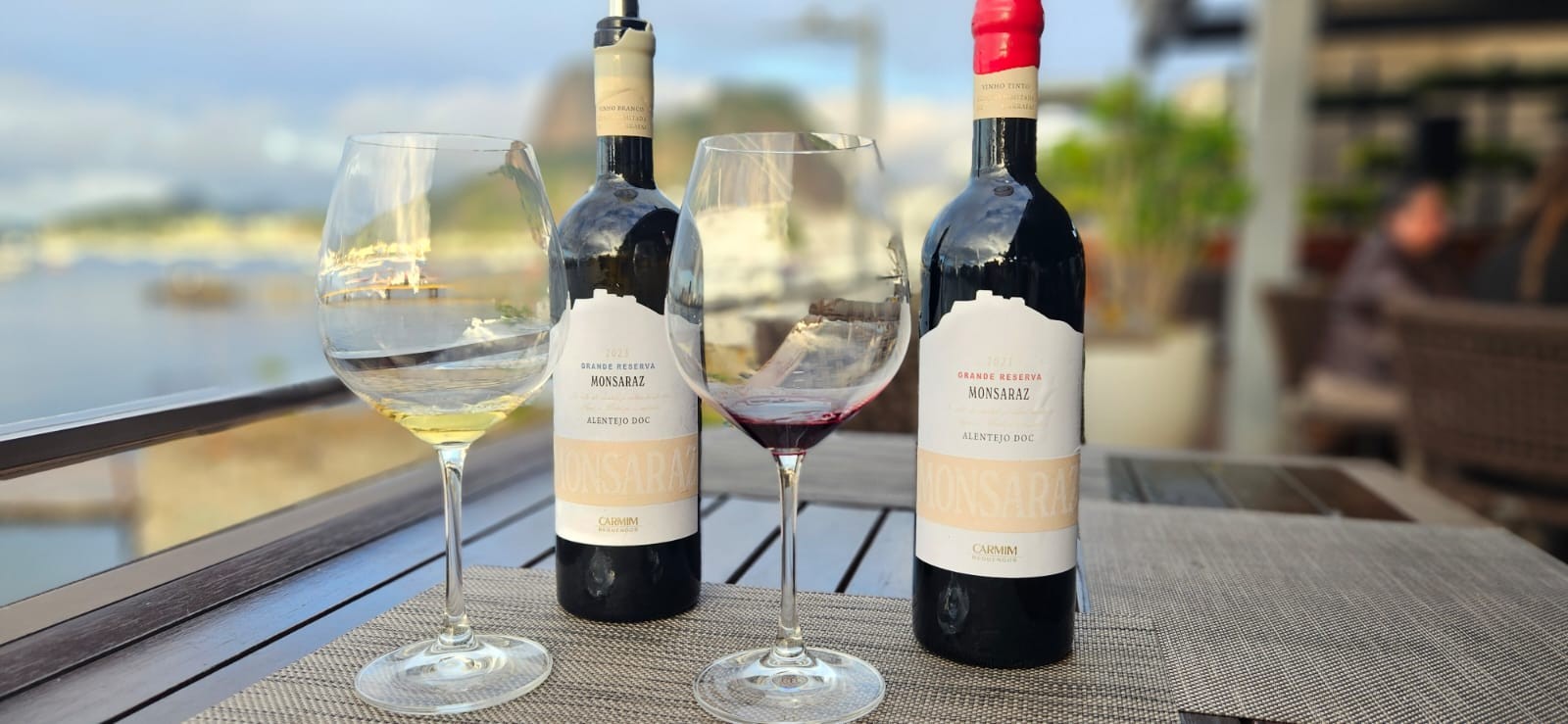 Carmim lança linha Monsaraz Grande Reserva Tinto e Branco para mostrar identidade do Alentejo