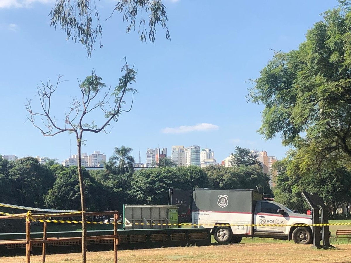 Cadáver é encontrado dentro do lago do parque do ibirapuera, em são paulo