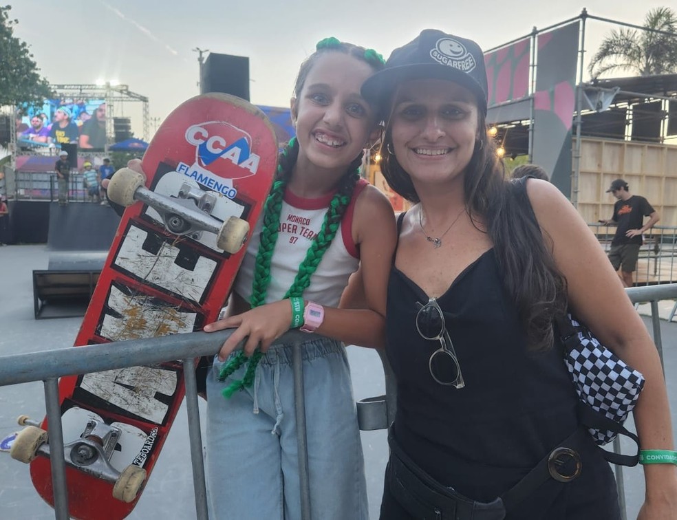 Manu Valle e Karin Levenhagen, sua mãe, durante o STU Rio — Foto: Amanda Rosa