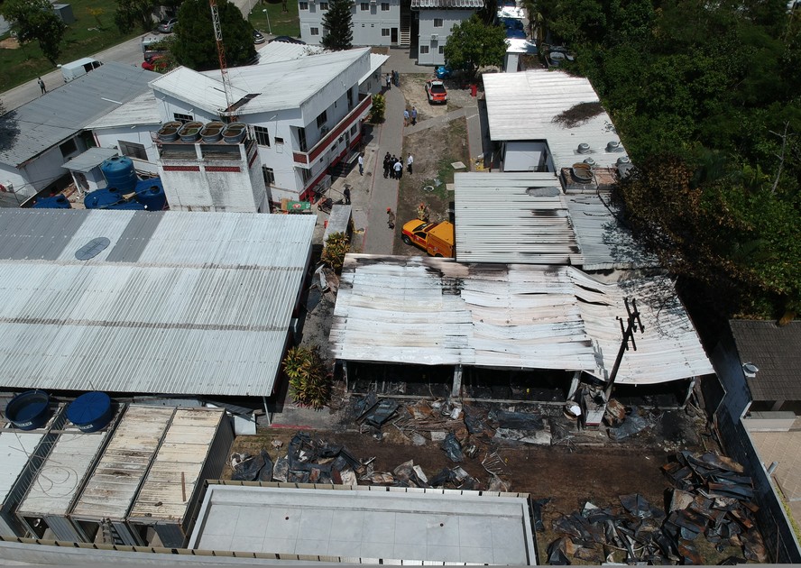 O local atingido pelo incêndio no Ninho do Urubu, em 2019, que matou dez atletas da base do Flamengo