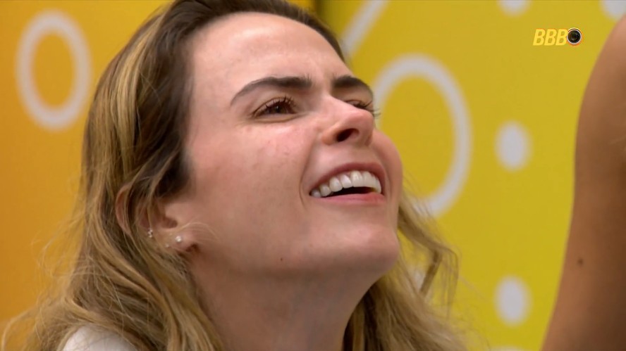 Alarme Falso no BBB 26: Notícia sobre desistência de Ana Paula Renault era pegadinha de 1º de Abril