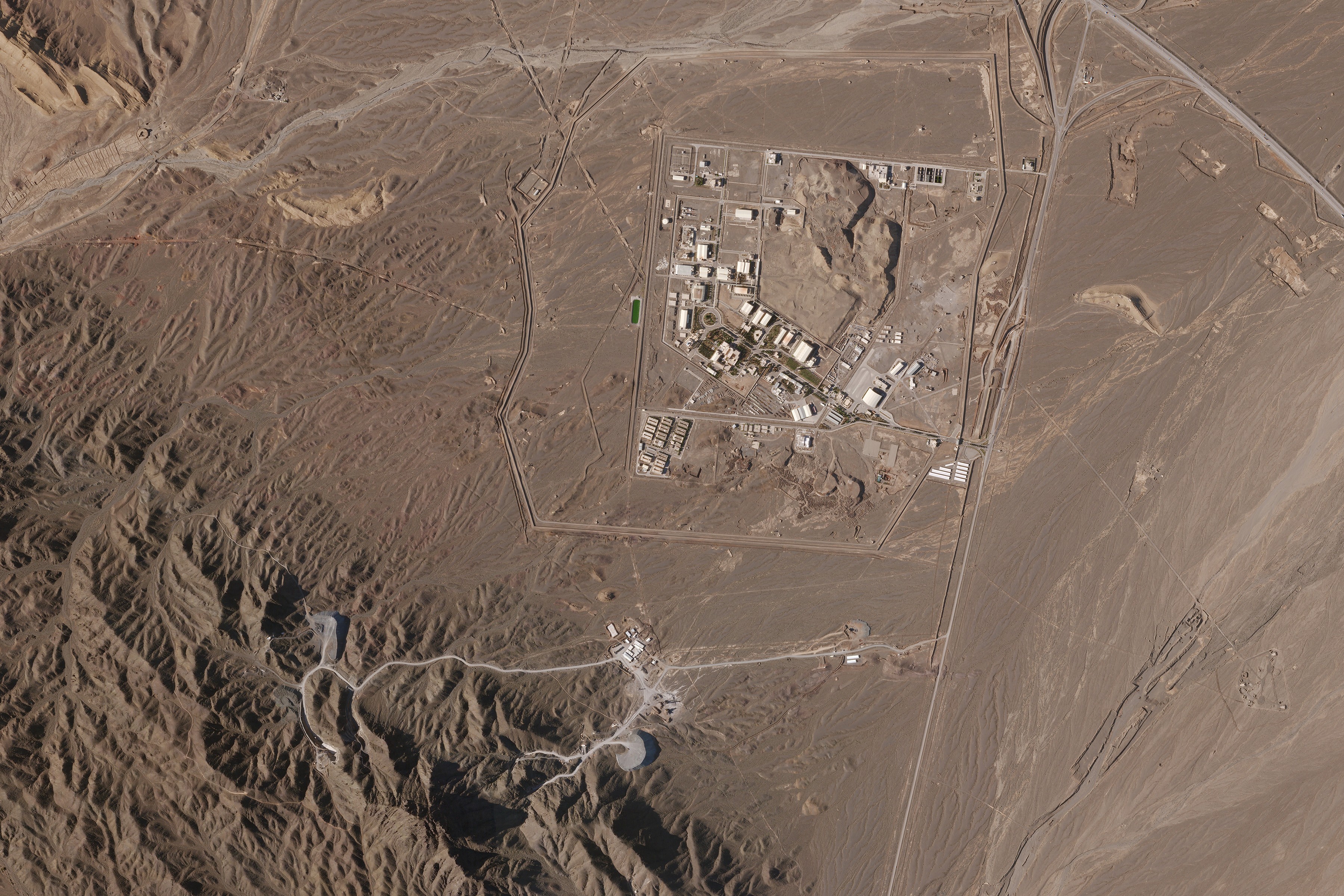 Intelig&ecirc;ncia americana contradiz Trump sobre alcance de m&iacute;sseis iranianos e enriquecimento de ur&acirc;nio de Rep&uacute;blica Isl&acirc;mica