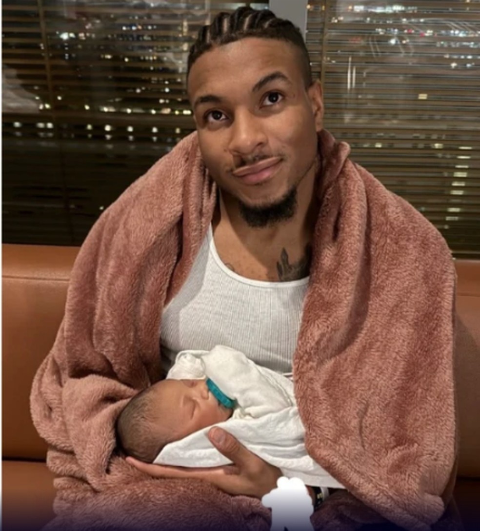 Jogador da NBA anuncia nascimento de primeira filha com influenciadora brasileira — Foto: Reprodução Instagram
