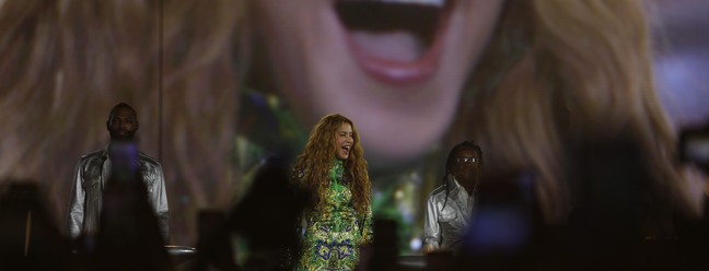 Pai de Shakira sofre isquemia e é internado em Bogotá horas antes do show em Copacabana — image 1