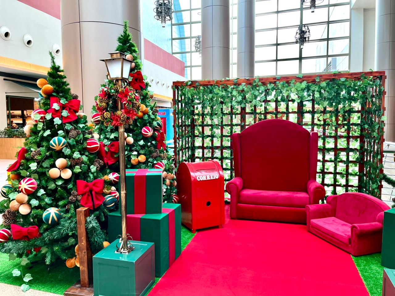 Já é Natal: shoppings da Barra inauguram decoração e temporada de atrações especiais