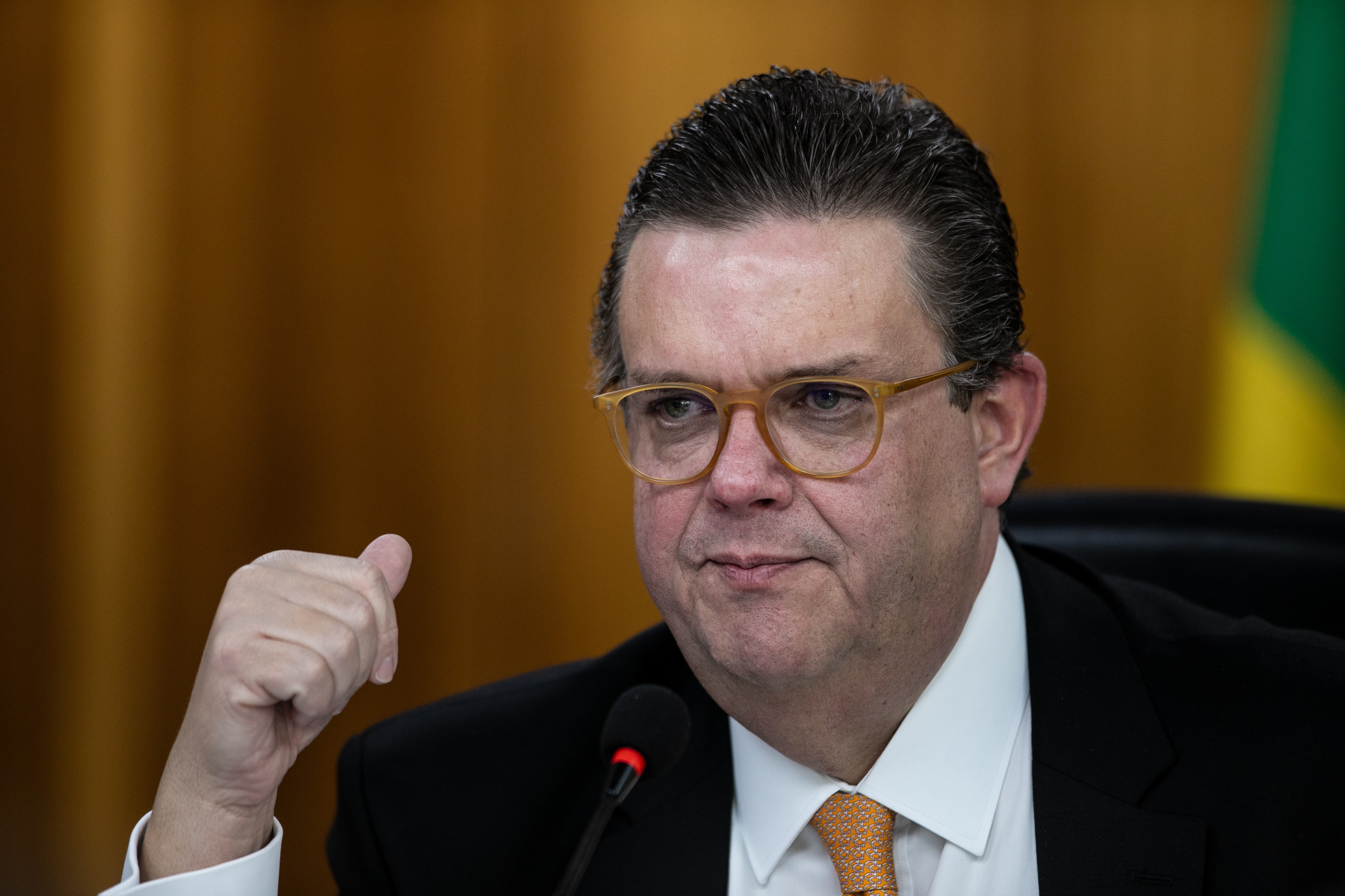 O ministro da Previd&ecirc;ncia vai ou fica?
