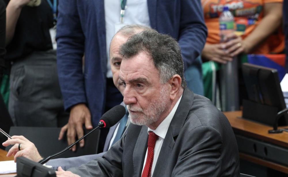 PT de Minas articula candidatura ao governo com apoio de Lula