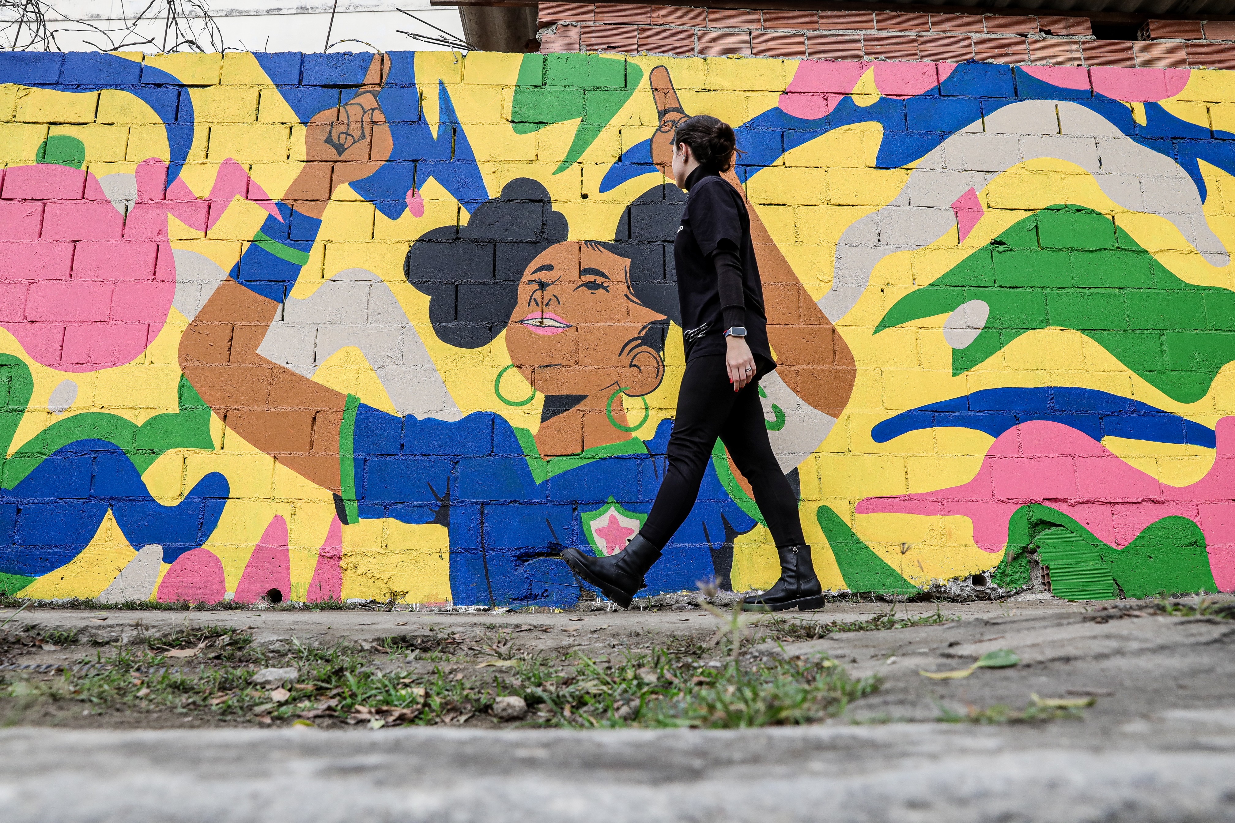A um ano da Copa do Mundo Feminina, Rio ganha mural e iluminação especial no Cristo e no Maracanã