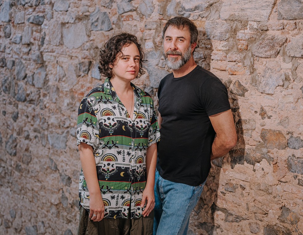 Julia Bernat e Danilo Grangheia — Foto: Divulgação / Caio Lirio