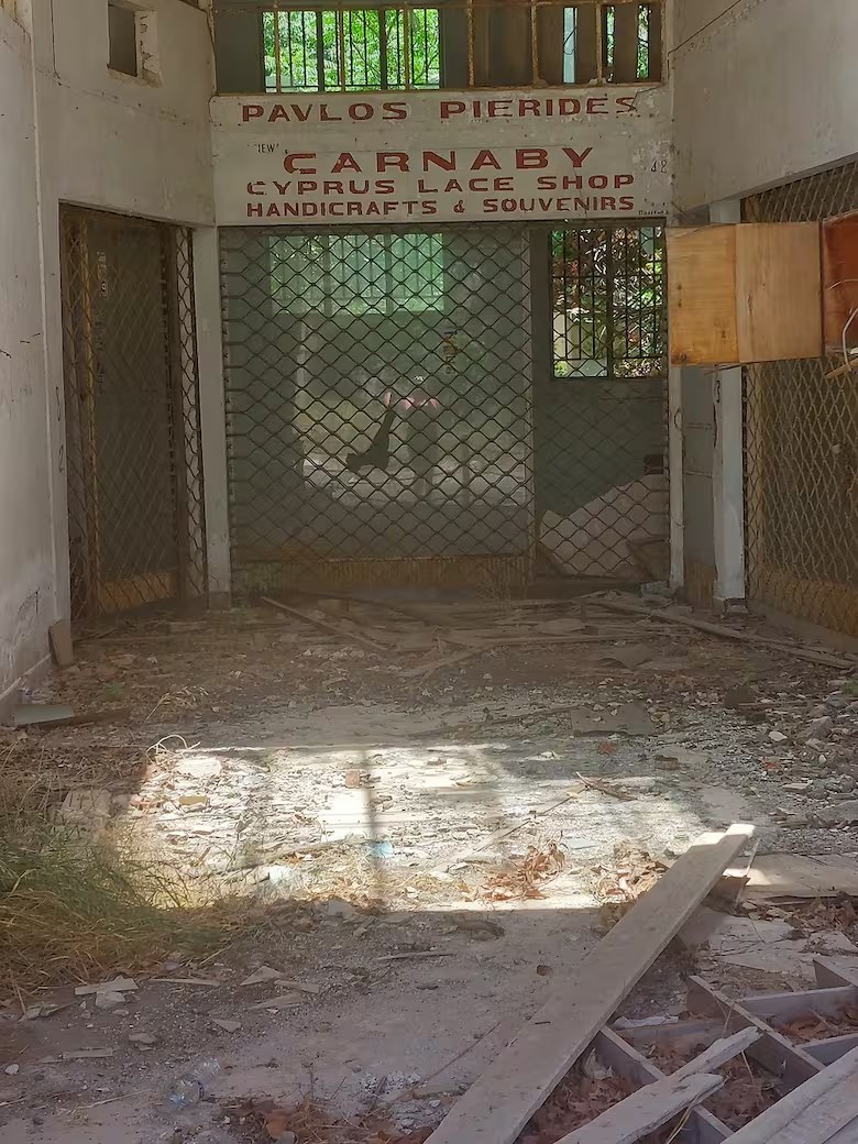 Em 1974, o exército turco invadiu o Chipre do Norte e ocupou parte da ilha, fundando a República Turca do Chipre do Norte. — Foto: Reprodução