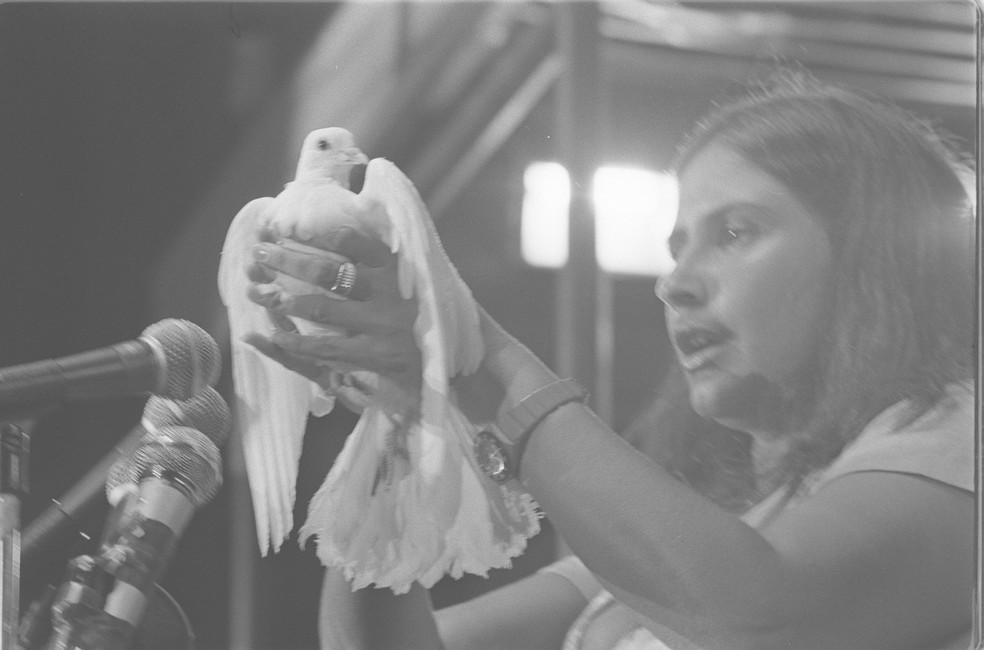 Fafá de Belém na campanha das "Diretas Já", na Candelária, em 1984 — Foto: Sebastião Marinho