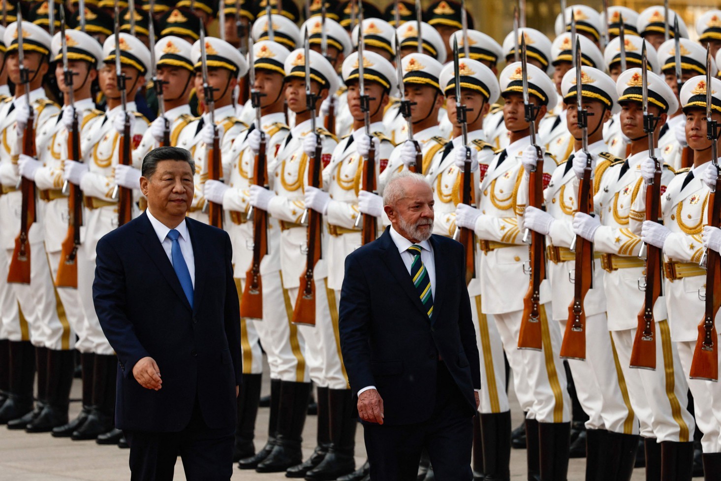 Eleição no Brasil preocupa a China
