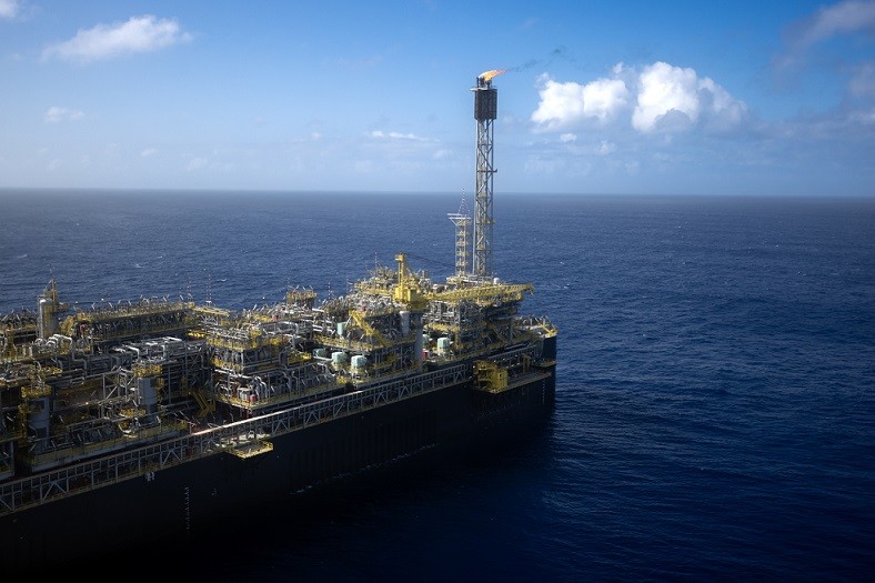 Petrobras quase dobrou o lucro durante a guerra de Trump no Oriente Médio: por que o ganho foi além do esperado?