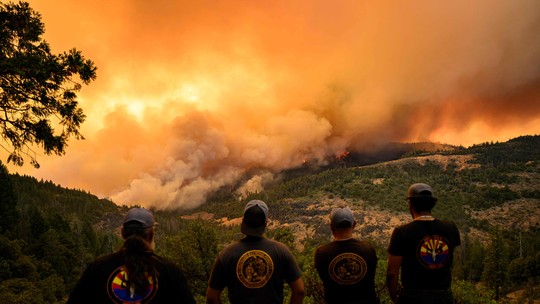 Incêndio florestal na Califórnia destruiu área maior do que a de Los Angeles
